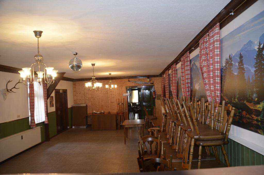 骑士酒店 Staufenberg  外观 照片