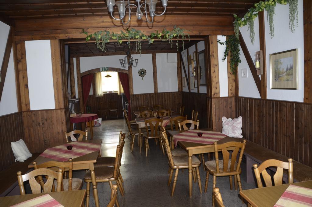 骑士酒店 Staufenberg  外观 照片